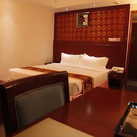 Hotel Hiton Perintalmanna Экстерьер фото